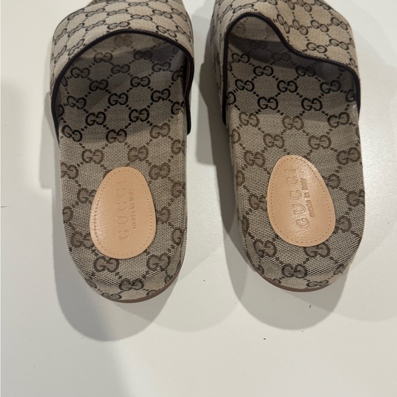 Like new Gucci slides size 46 men’s 12 - Picture 4 of 6